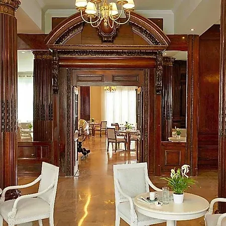 Mon Repos Palace Hotel