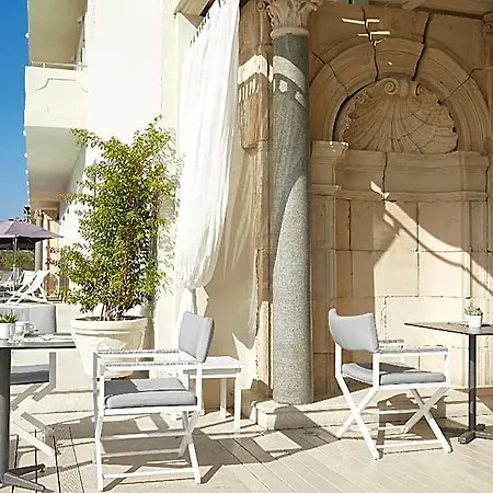 Mon Repos Palace 4*