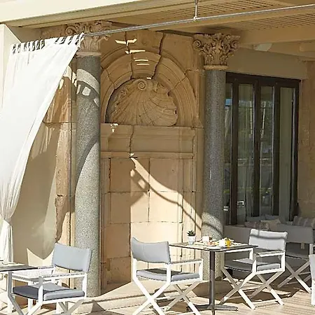 Mon Repos Palace Hotel 4*